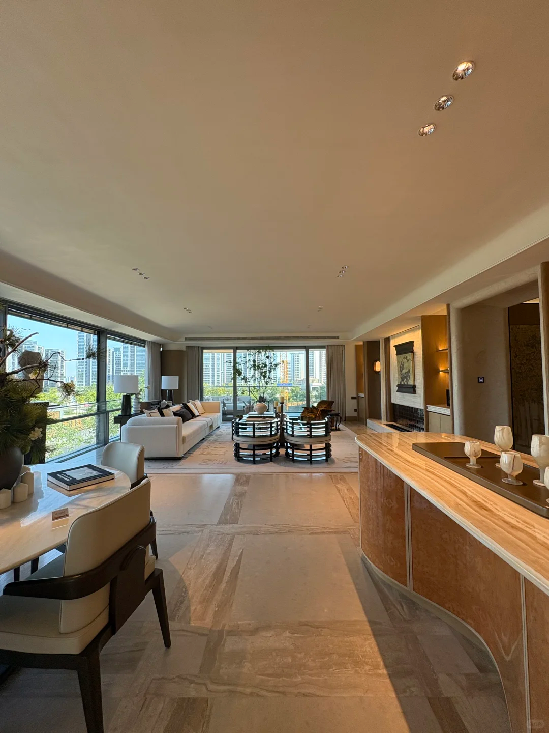 a1abb83a-c2fd-4369-9f86-97e66789606d