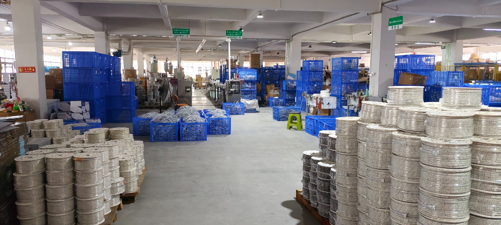 破解筒灯应用痛点：全链精准适配五阶方法论如何打造可靠照明体验？