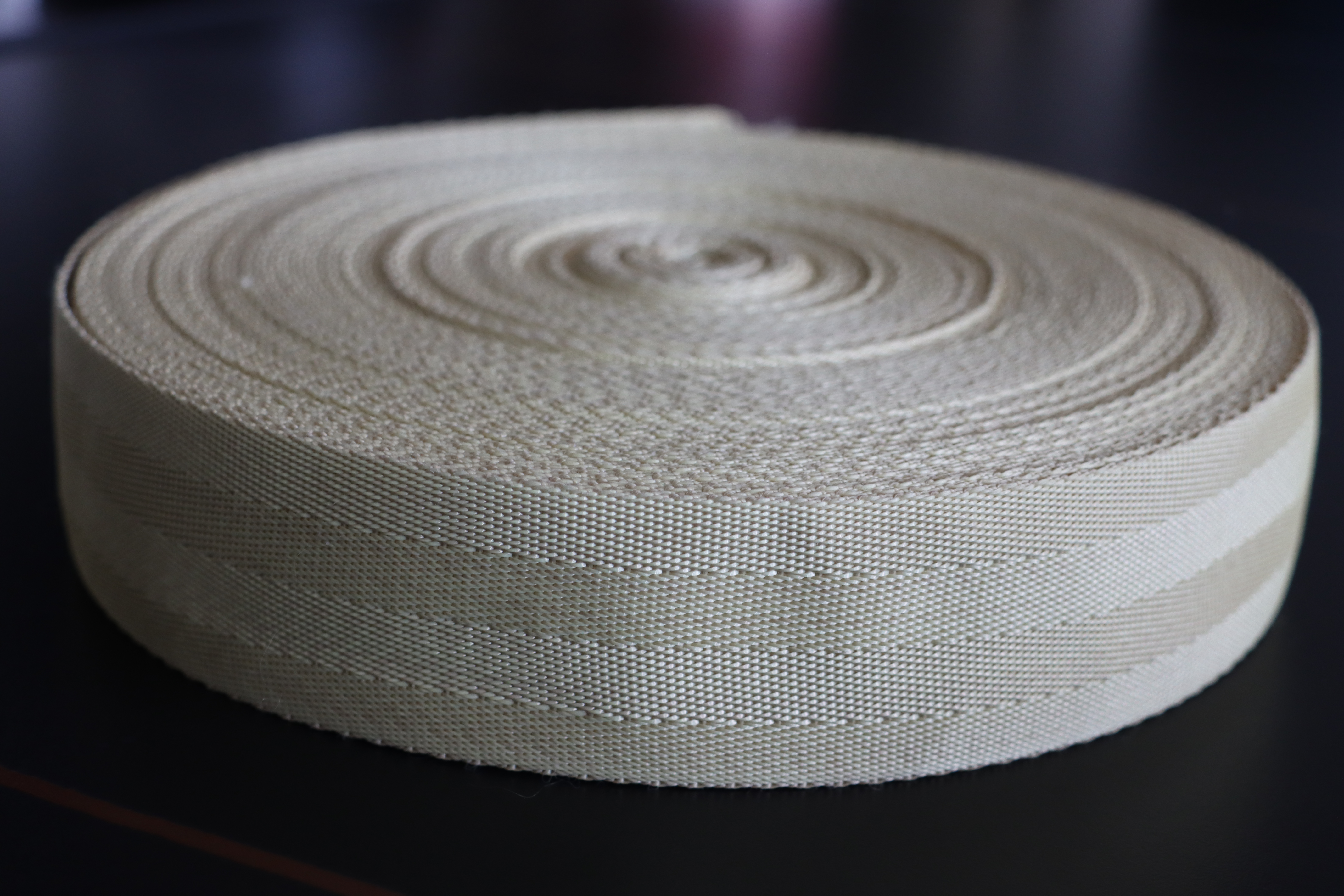 2025织带行业趋势报告：从辅料到核心的三大变革方向