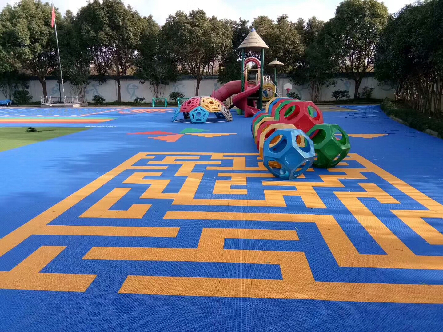 2025悬浮地板厂家深度选型指南：不同场景下的匹配方案分析