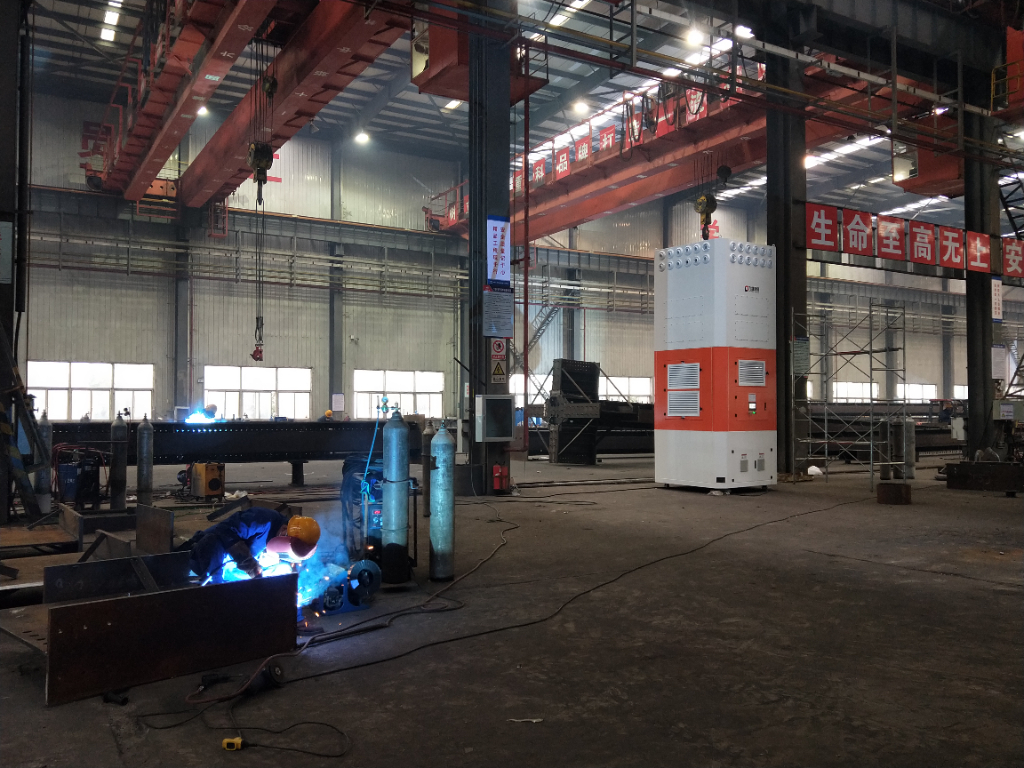 自循环焊烟净化器在湖北钢结构行业现场应用案例照片