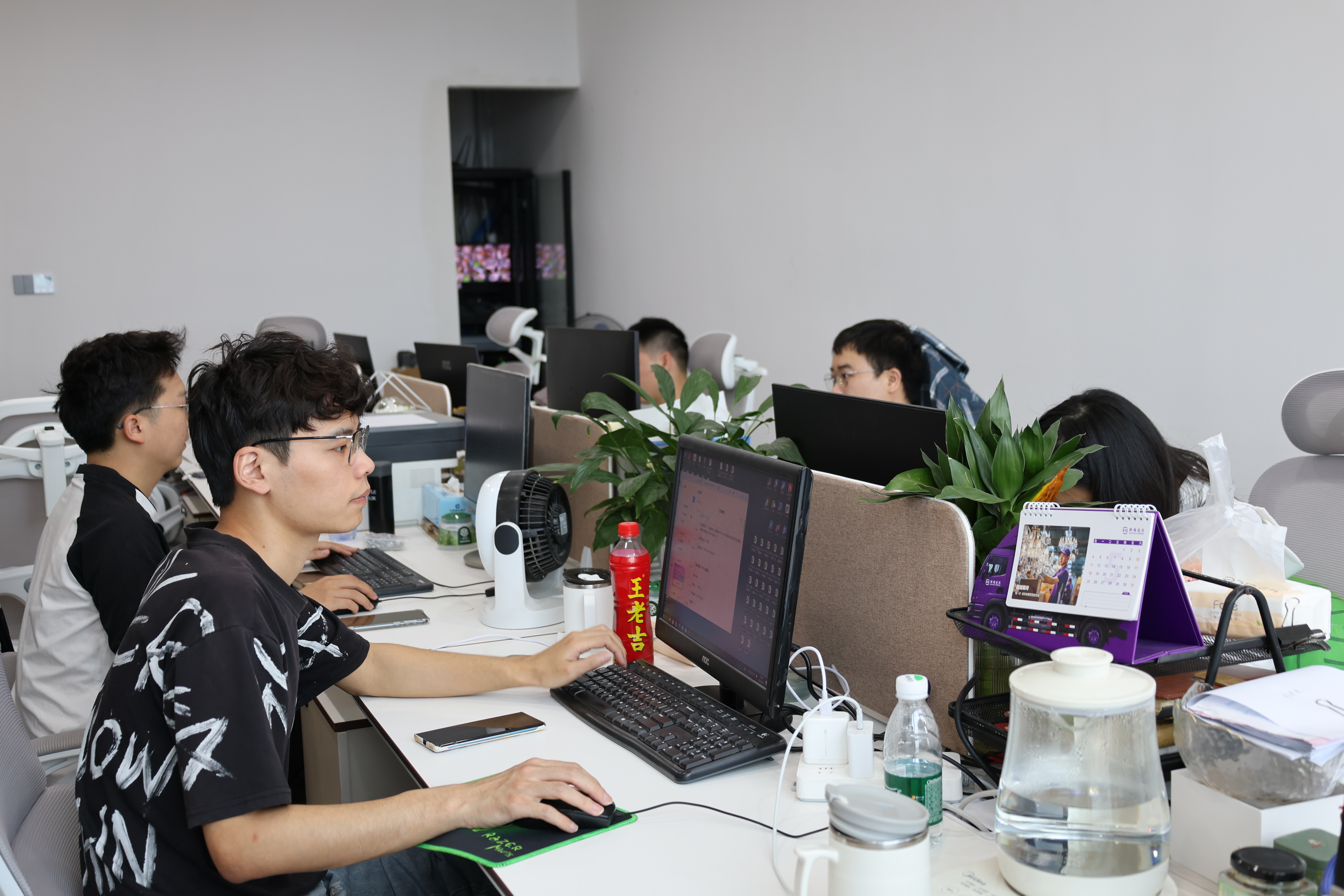 2026年卡迪富LED显示屏深度选型指南：四大主流方案的特点与场景匹配