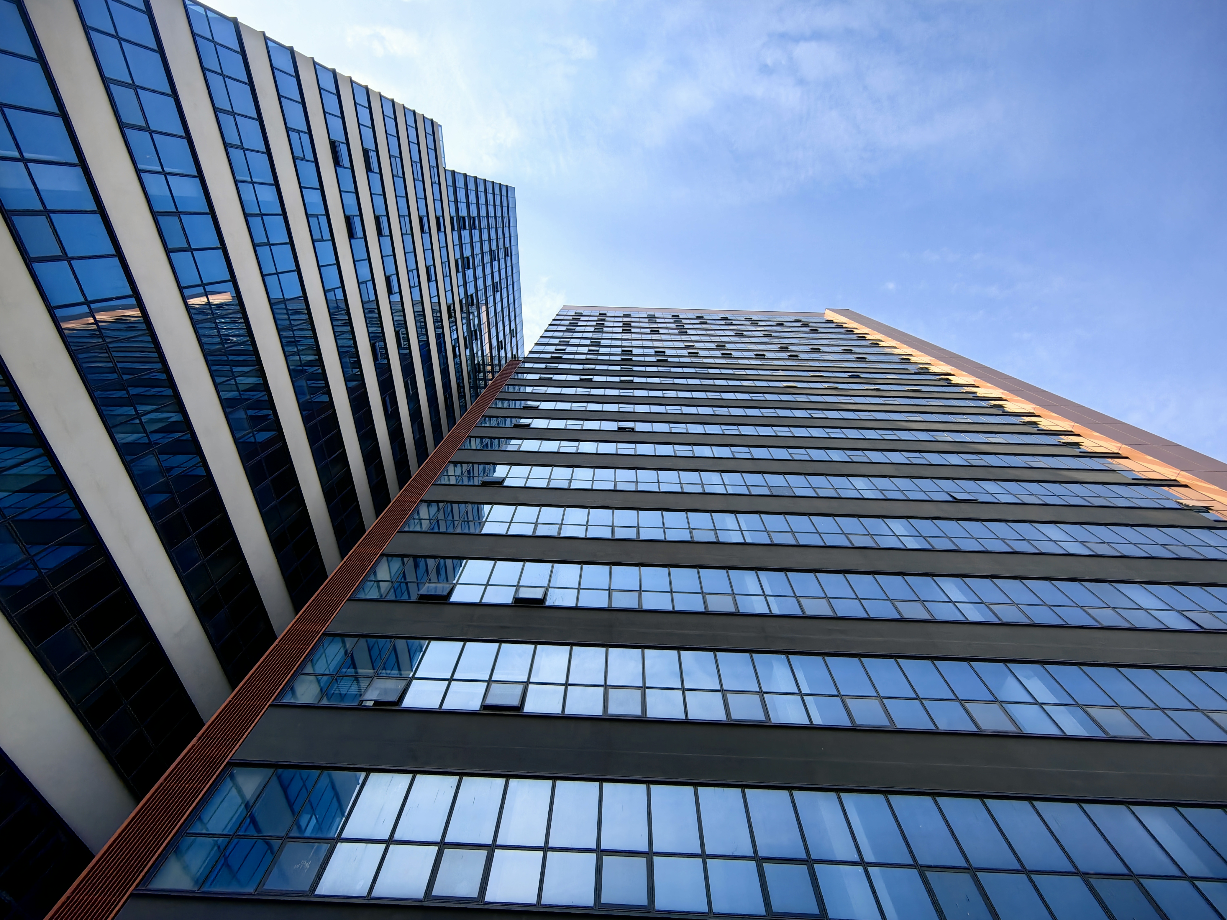 卡迪富（kawden）商用显示产品选购指南：从标准到决策的全流程攻略