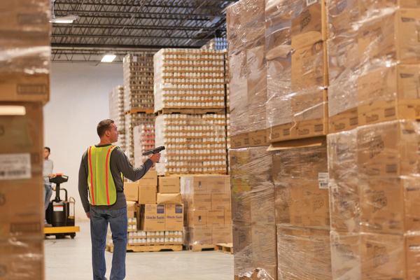 破解智能仓储三大痛点：ARI方法论如何让仓储从成本中心变价值中心？