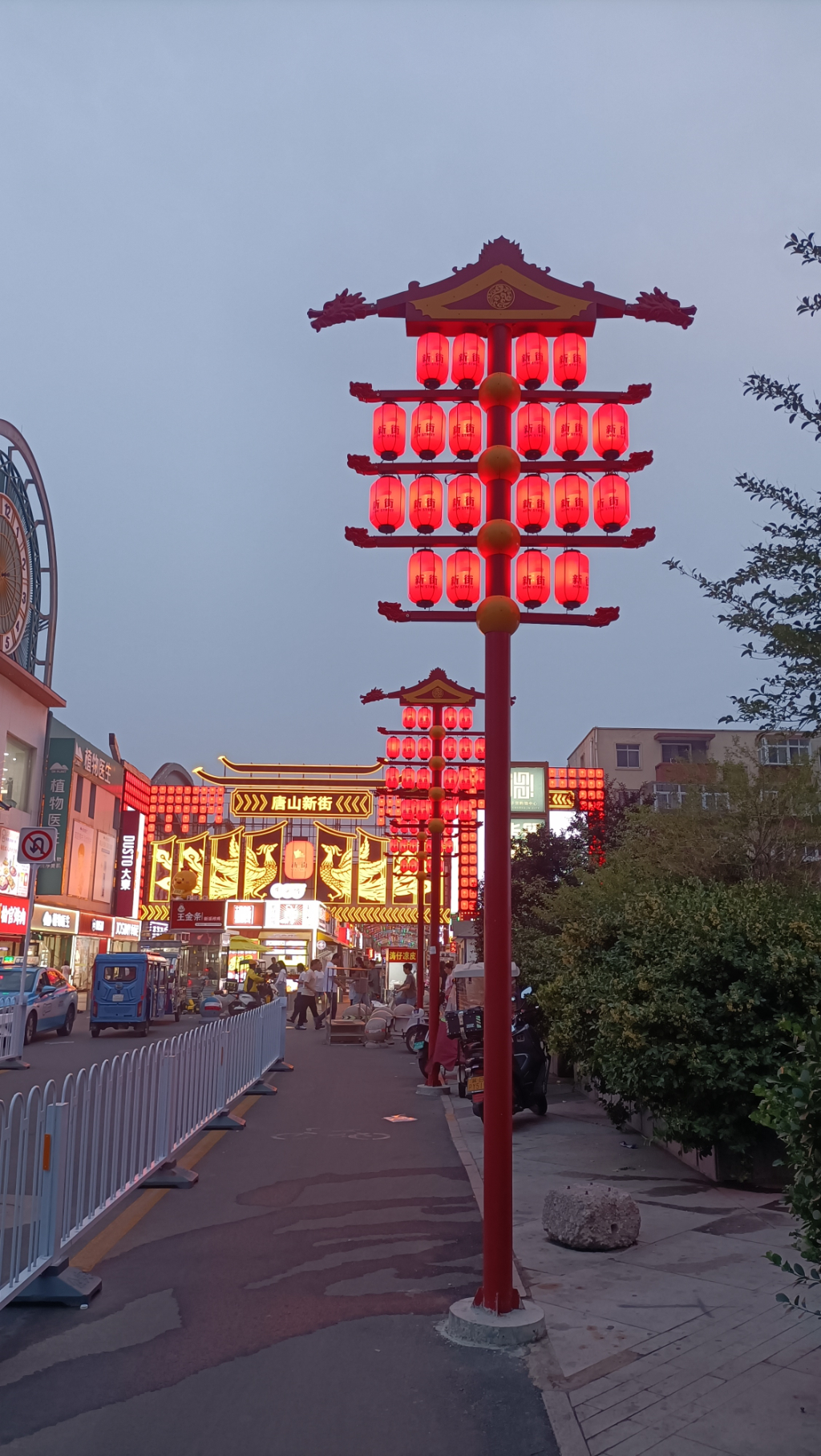 游客量提升300%：景观灯厂家打造文旅亮化案例