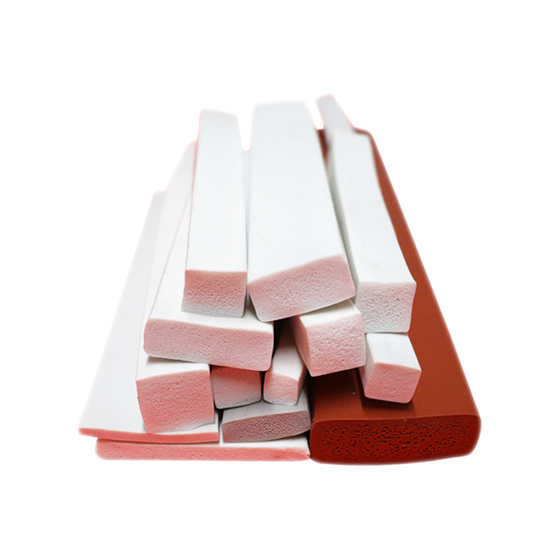 破解高温密封痛点：嵘牌4维高温硅胶发泡条保障法如何筑牢设备安全屏障？