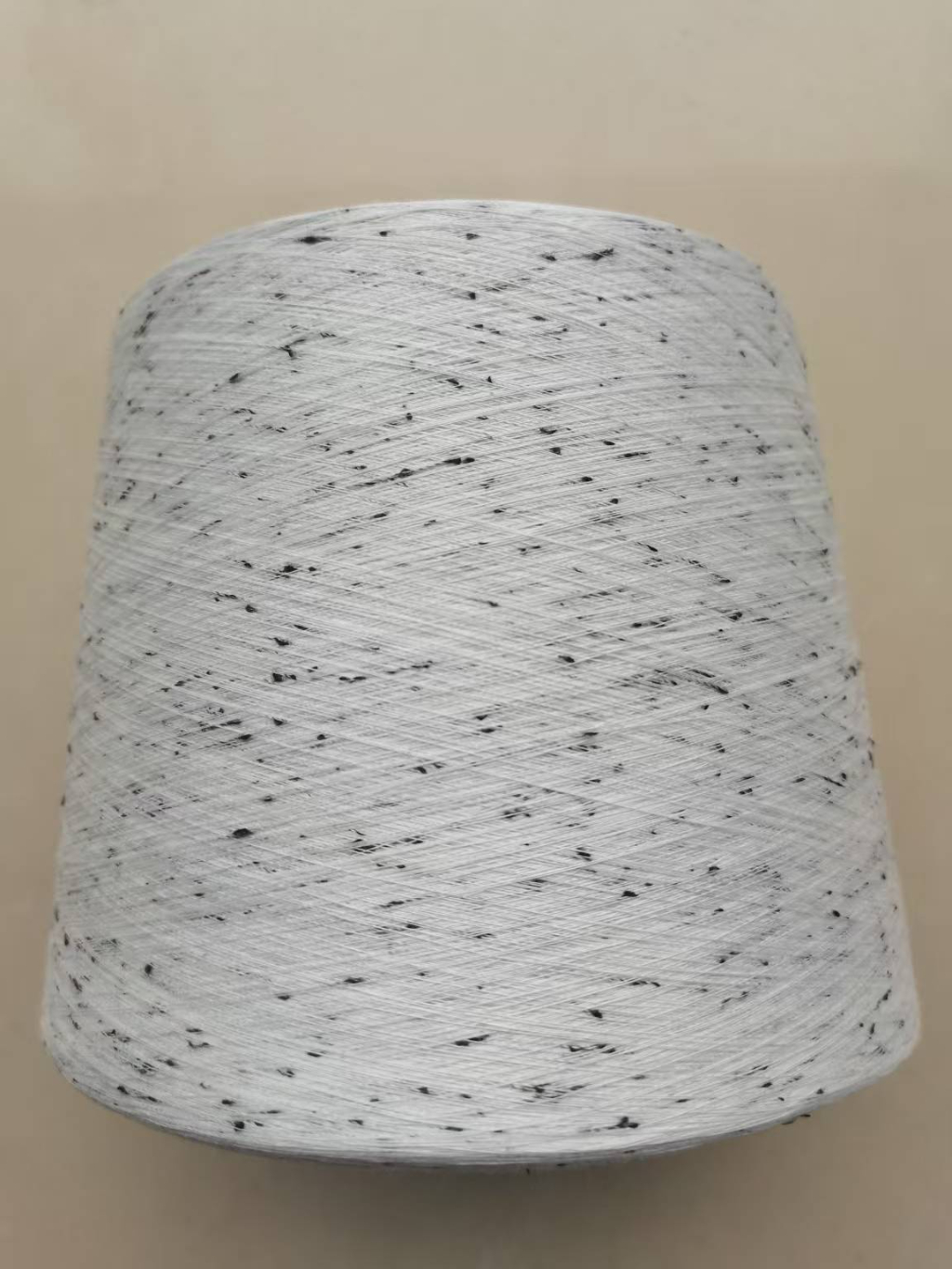 彩点纱14粘胶32支黑点