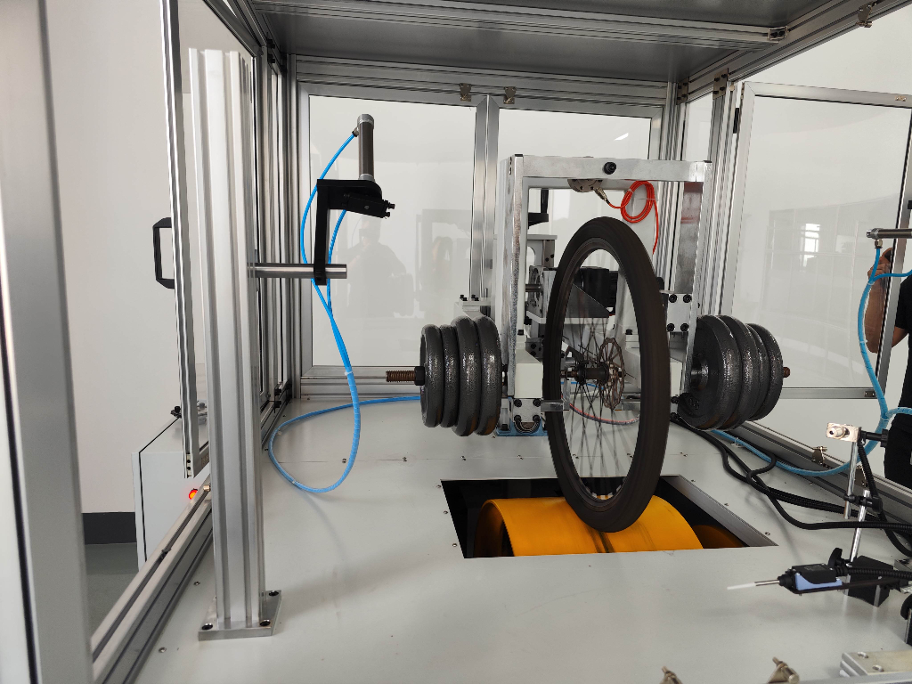 【深度解析】PC控制轮组综合性能试验机：核心原理与应用实践