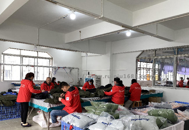2026品牌冲锋衣生产厂家最新测评:口碑实力兼具的优质企业推荐 2026品牌冲锋衣生产厂家最新测评:口碑实力兼具的优质企业推荐